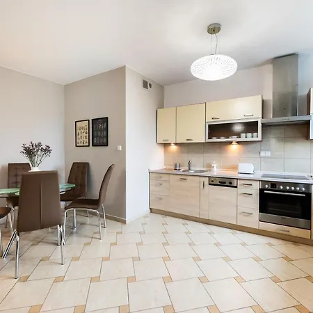 Apartment Metro Stoklosy Blue Mint