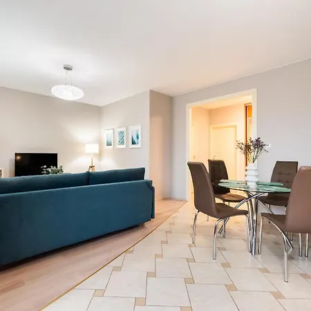 Metro Stoklosy Blue Mint * Varsóvia